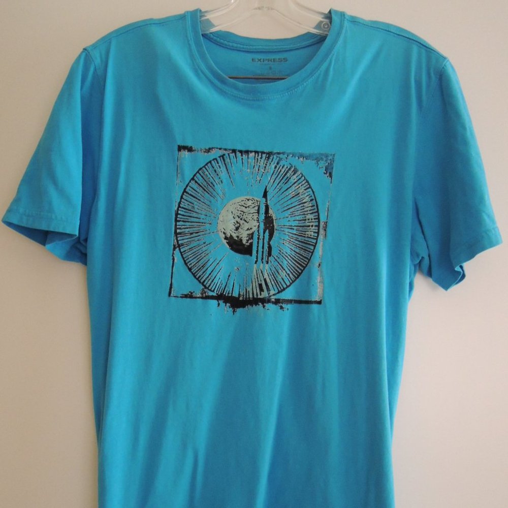 T Shirt  Size S Challenger Space Shuttle Mission To Nowhere Graphic Tee Top